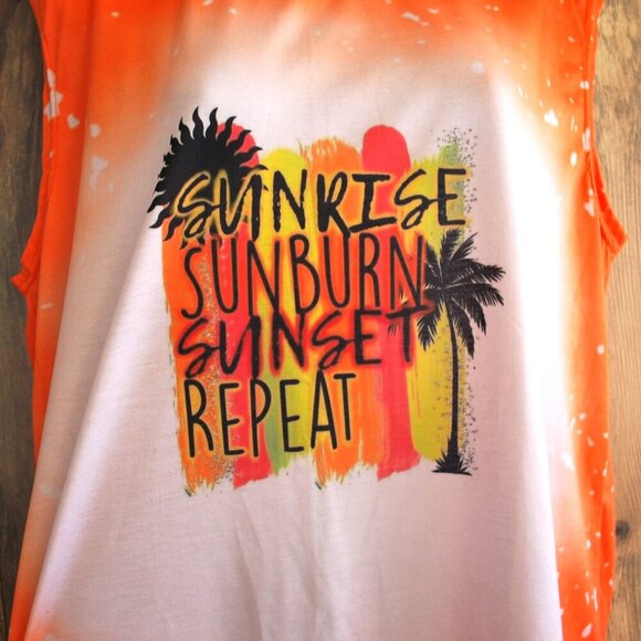 "Sunrise Sunburn Sunset Repeat" Beach Life Sleeveless Tee L - Picture 3 of 6